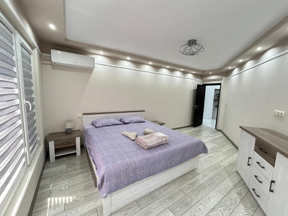 Apartament Deluxe Karina-Free Parking Burgas Esterno foto