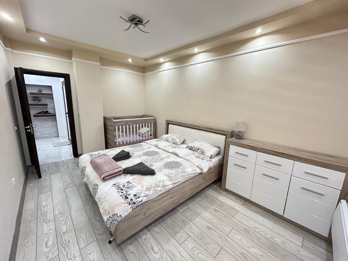 Apartament Deluxe Karina-Free Parking Burgas Esterno foto